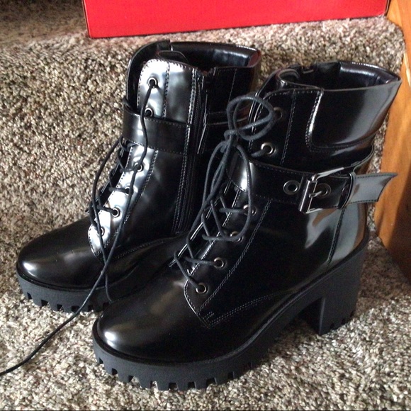 Madden Girl Shoes Nib New Madden Girl Combat Boot Heel Ankle Boots